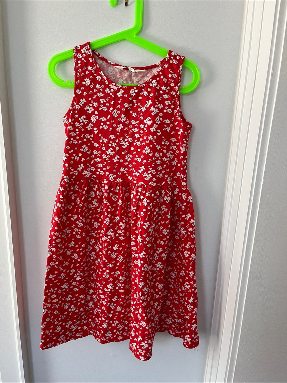 ❤️ 4 for $25 ❤️ H&M‎ size 8-10 Red Floral Tank Dress for Girls